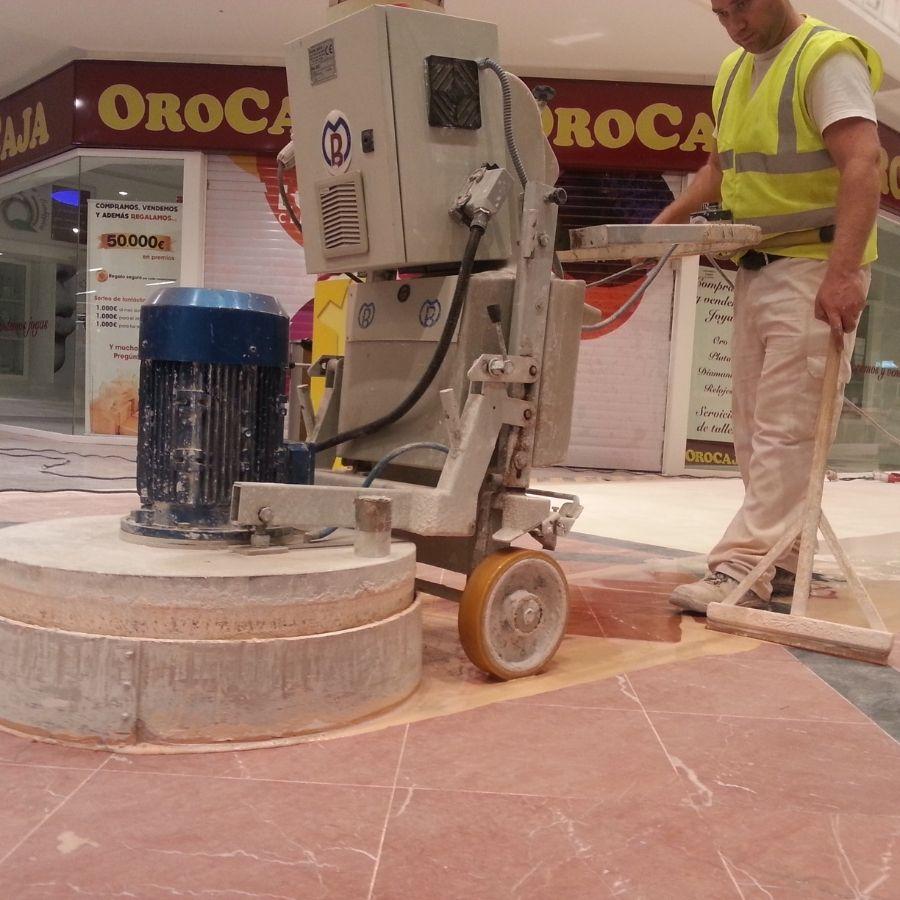 Equipamiento de empresa pulidora de suelos